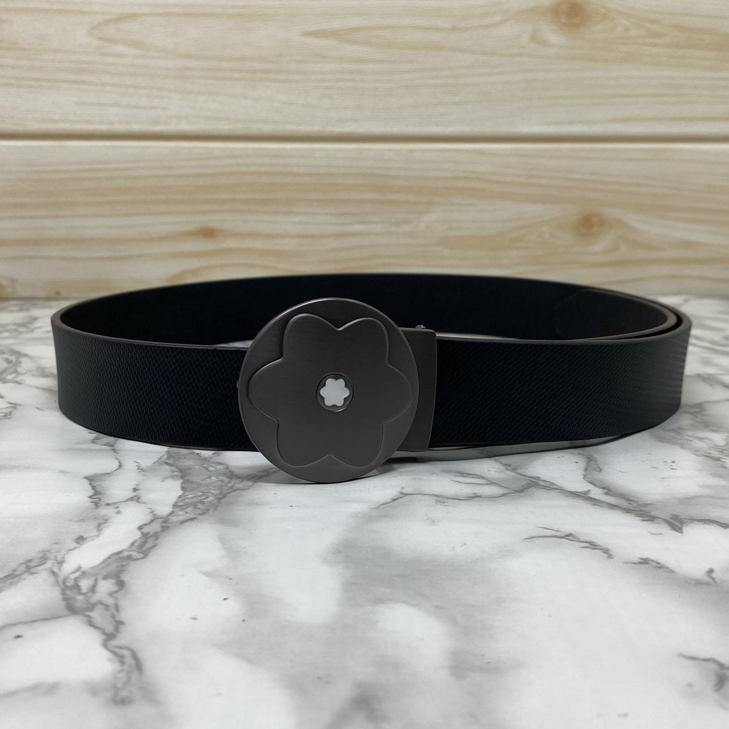 Flower Pattern Round Pin Buckle Leather Belt For Men-JonasParamount