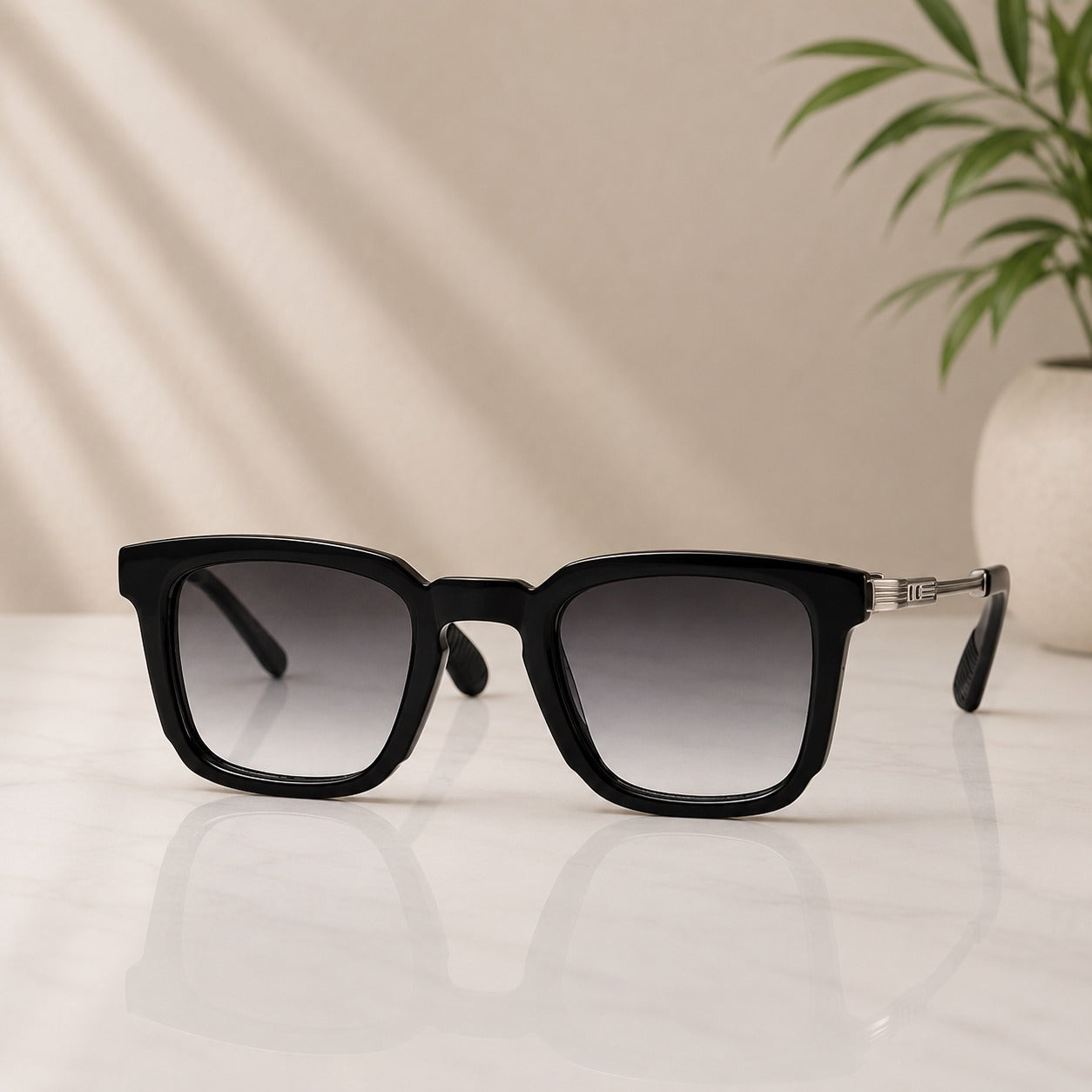 Metal Frame Square Sunglasses for Men and Women