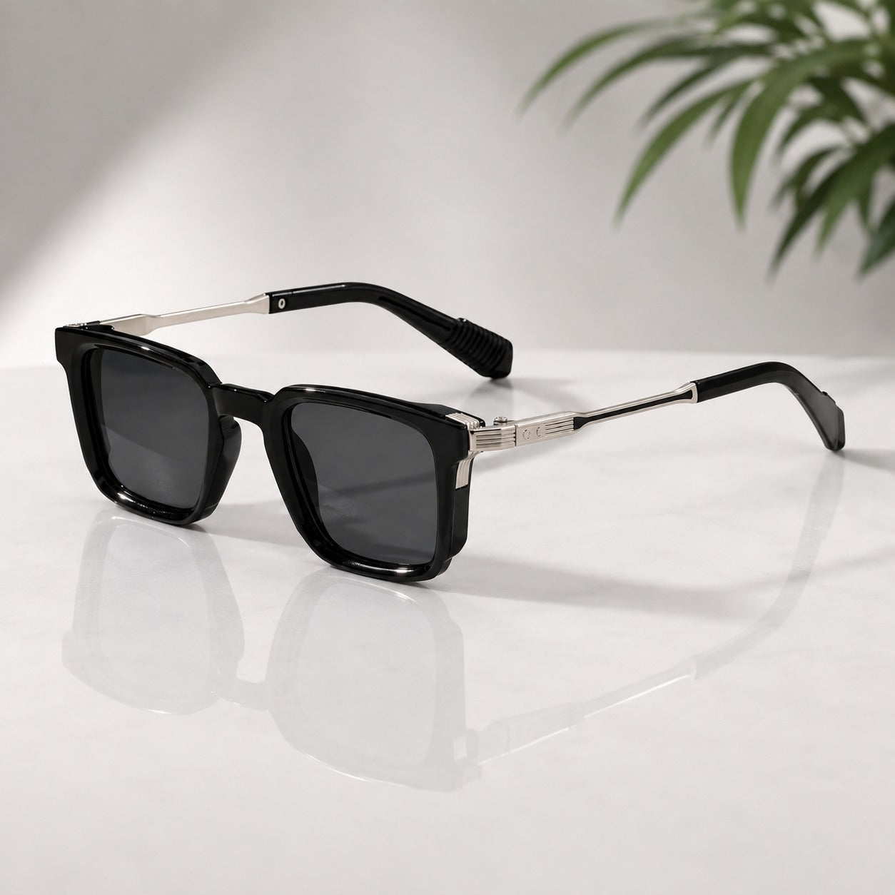 Metal Frame Square Sunglasses for Men and Women