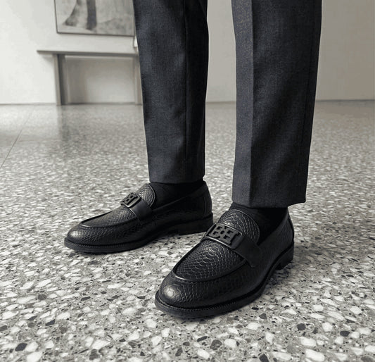 Men’s Premium Buckle Moccasins – Croc Texture Slip-On Loafers
