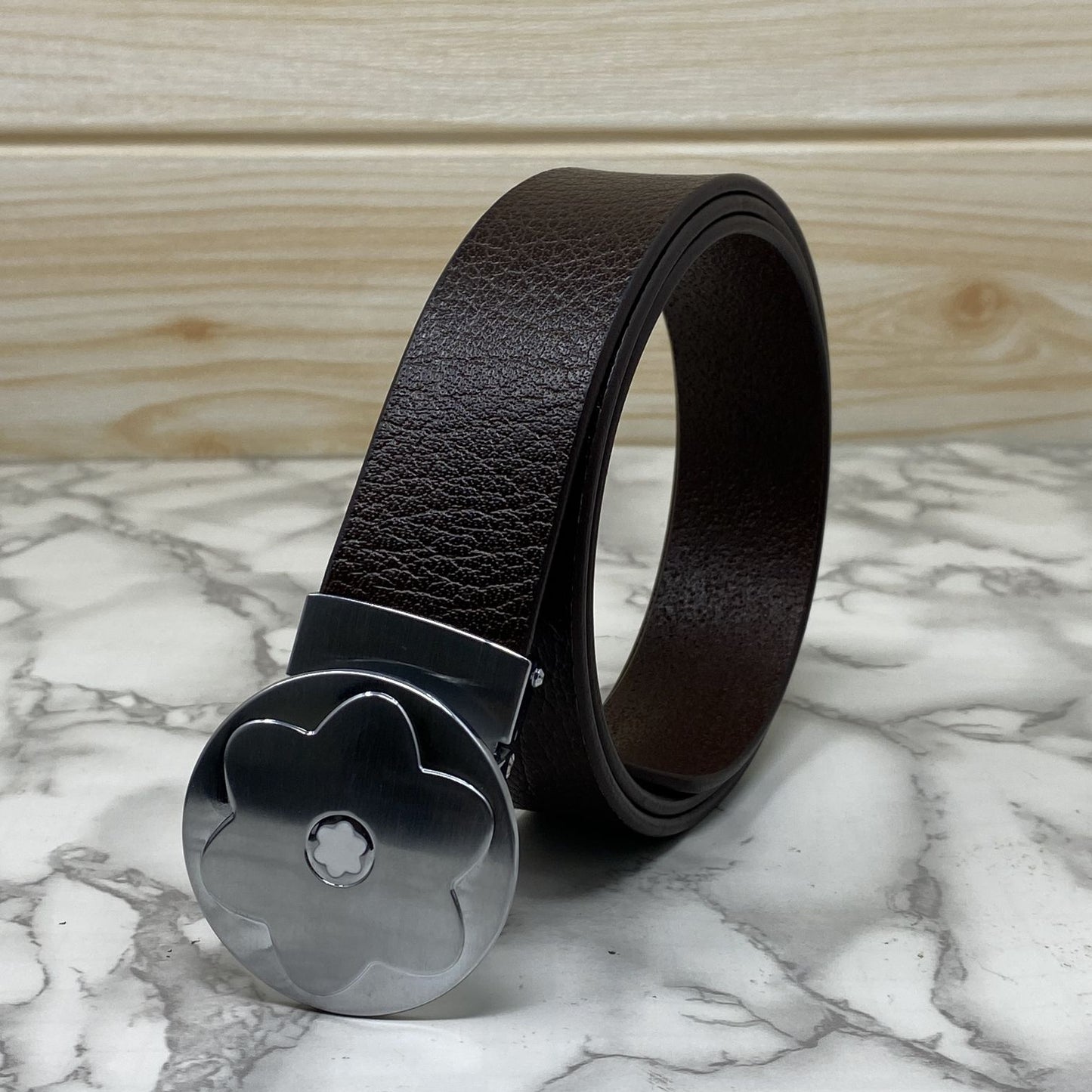 Flower Pattern Round Pin Buckle Leather Belt For Men-JonasParamount