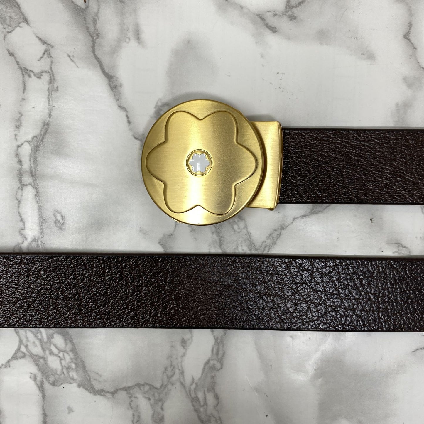 Flower Pattern Round Pin Buckle Leather Belt For Men-JonasParamount