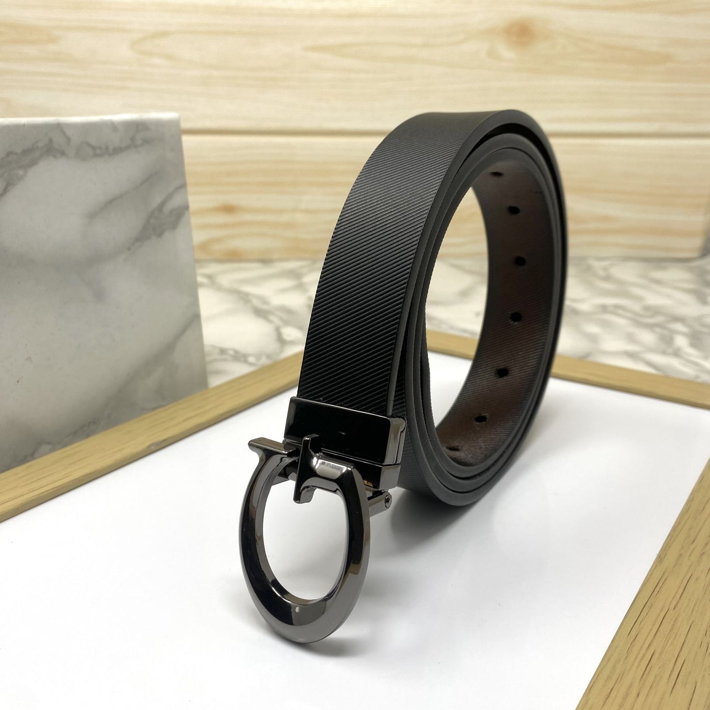 Small G Letter Reversible Strap Belt For Men-JonasParamount