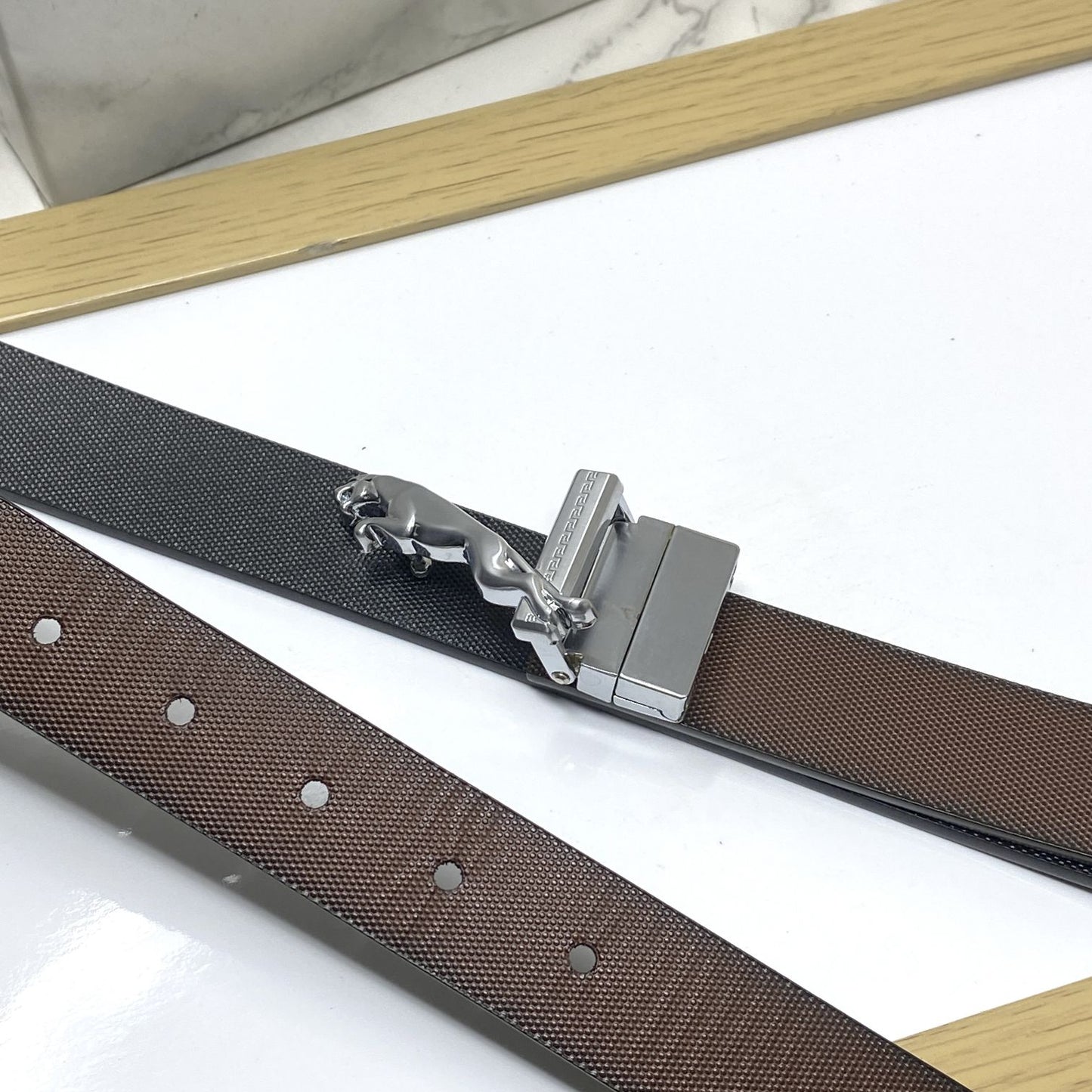 Small Jaguar Pattern Reversible Strap Belt -JonasParamount