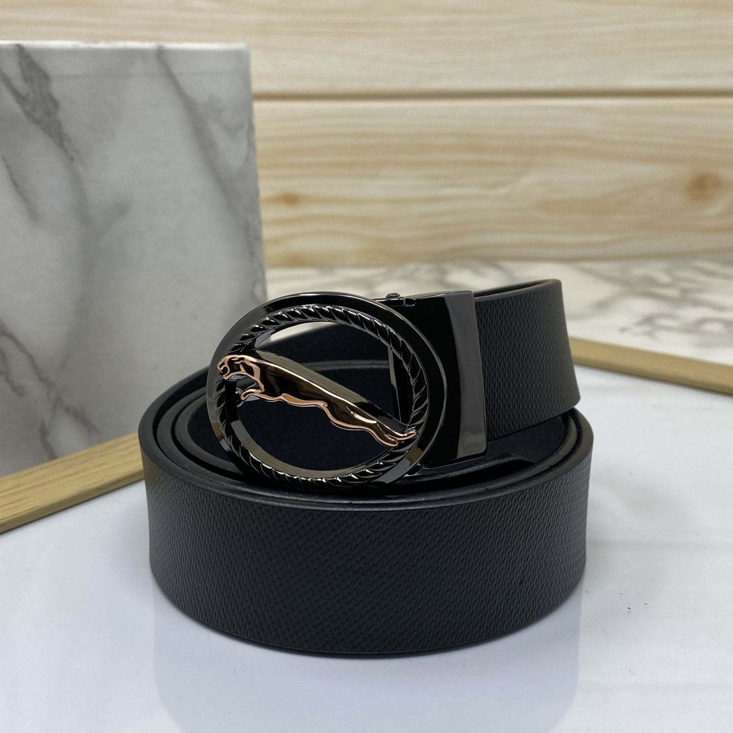 Round Jaguar Metal Buckle With Leather Strap Belt-JonasParamount