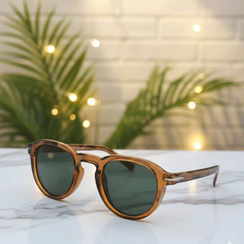 Retro Amber Round Sunglasses – Green UV400 Lens (Unisex)