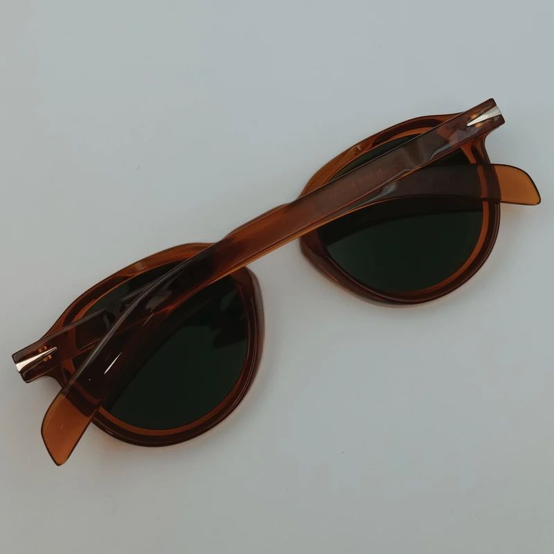 Retro Amber Round Sunglasses – Green UV400 Lens (Unisex)