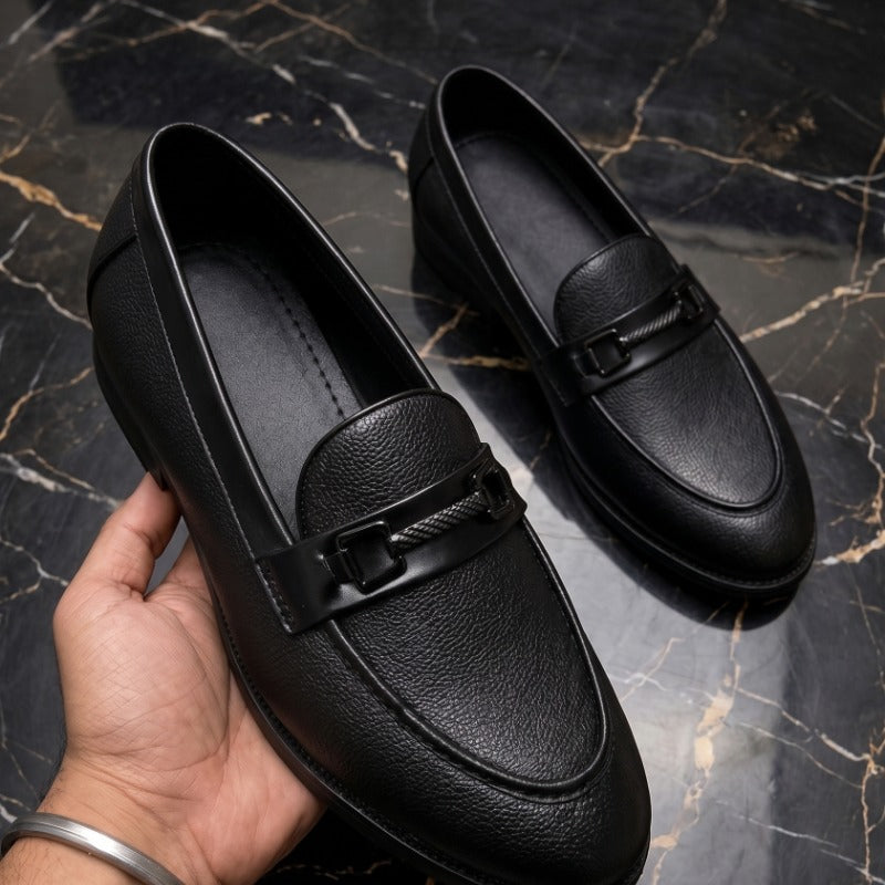 Premium Men’s Metal Bit Moccasins – Luxury Formal Slip-On Loafers
