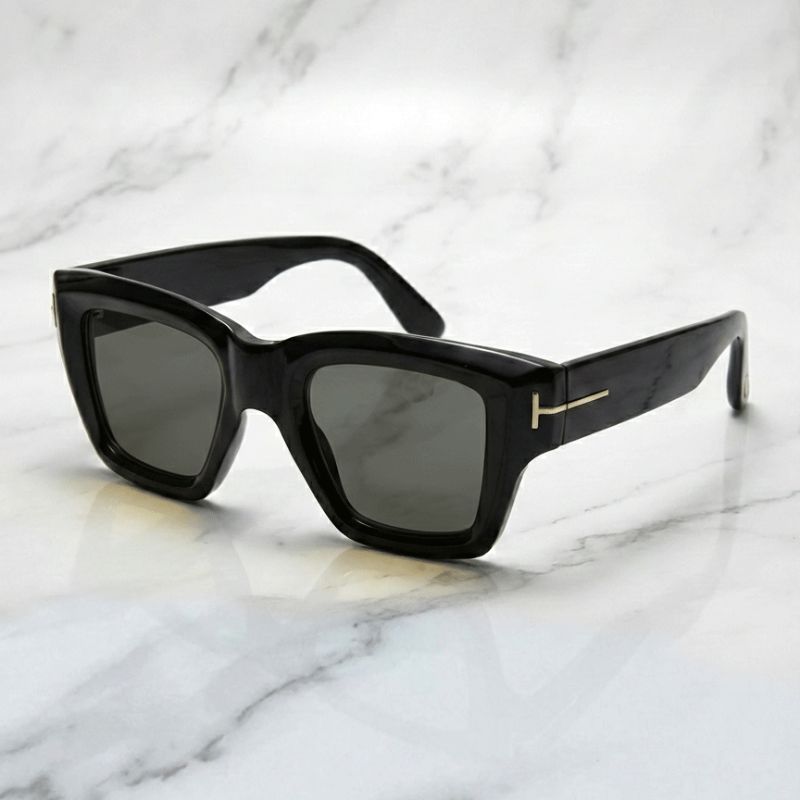 Classic Wayfarer Style Sunglasses for Men & Women