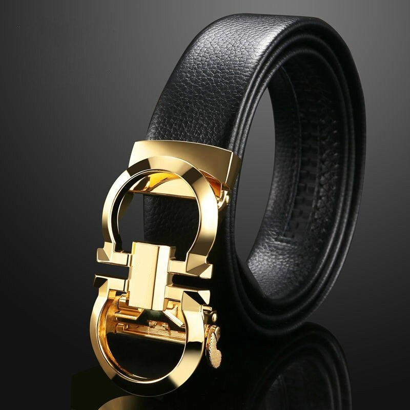 Automatic buckle outlet belt